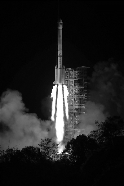 月球背面长什么样?这次嫦娥四号带你去看个明白