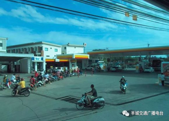 中国油价世界最贵?你去这几个国家试试!