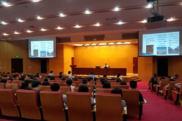 市教委审计处举办教育系统新政府会计制度培训