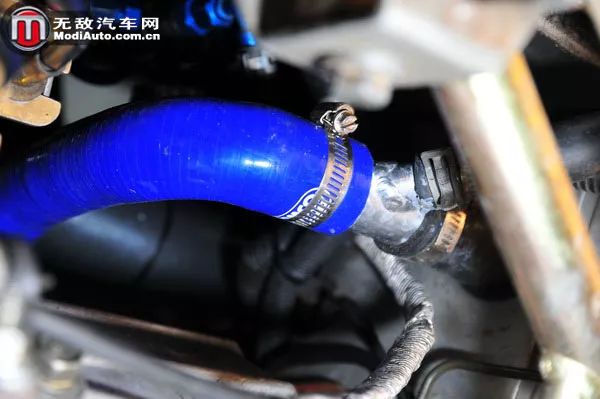 JDM最神化引擎装入地球最硬核车架,会是啥体验?