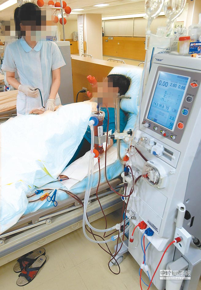1530000964221231.jpg 图为洗肾示意图。(来源:中时电子报)