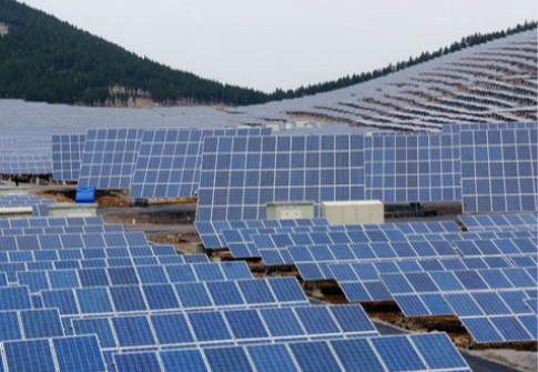 保利协鑫能源及上海电气今复牌