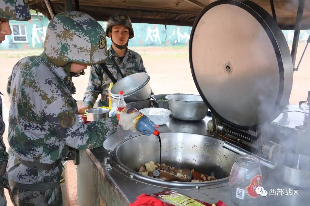 哈喇子流出来了 | 新疆军区某团 炊事训练调配伙食有高招