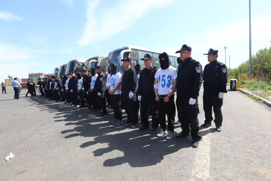 辽源警方破获特大电信网络诈骗案!押解回162名