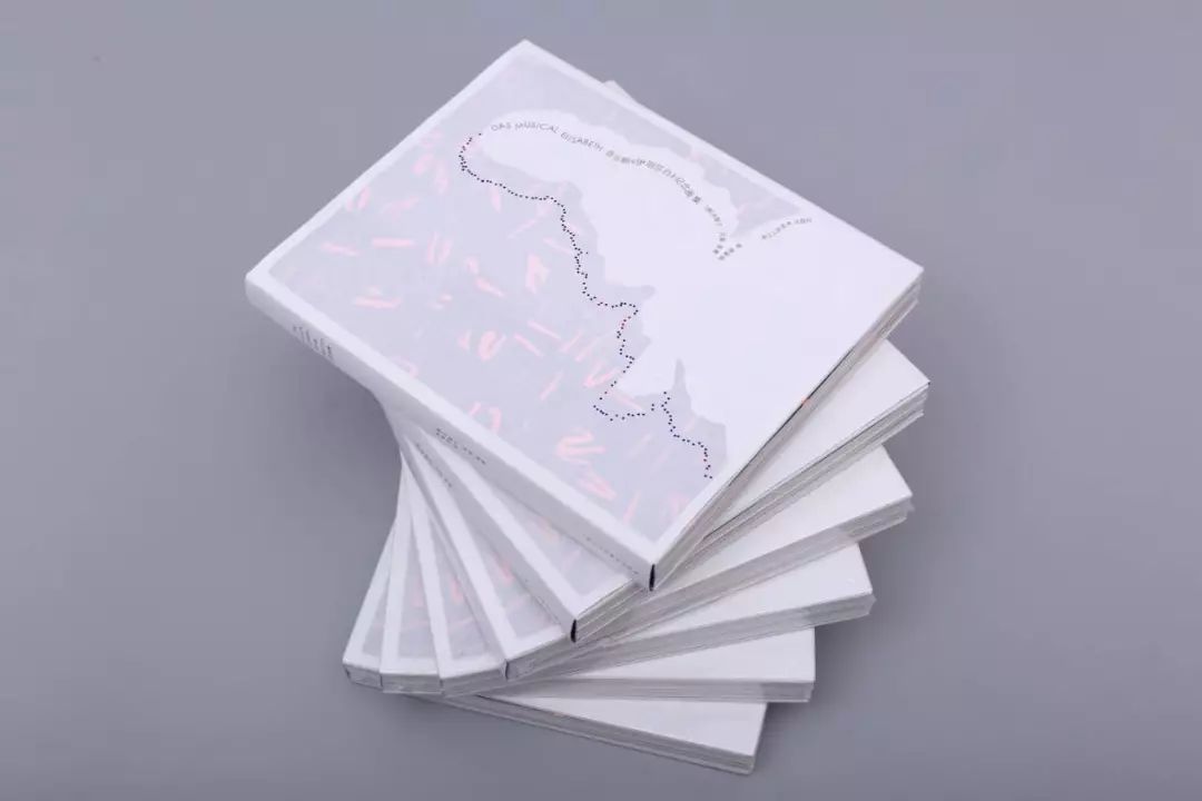 浙大女生画了一部音乐剧，46幅作品画完茜茜公主一生