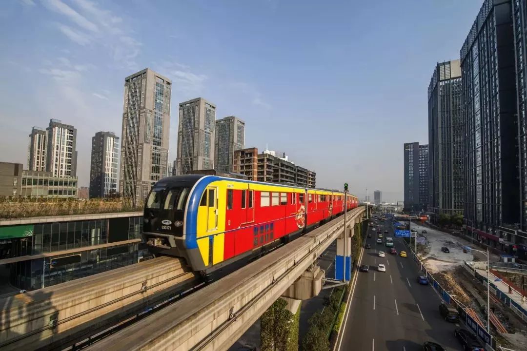 今天起,轨道交通5、10号线延长运营时间!重庆