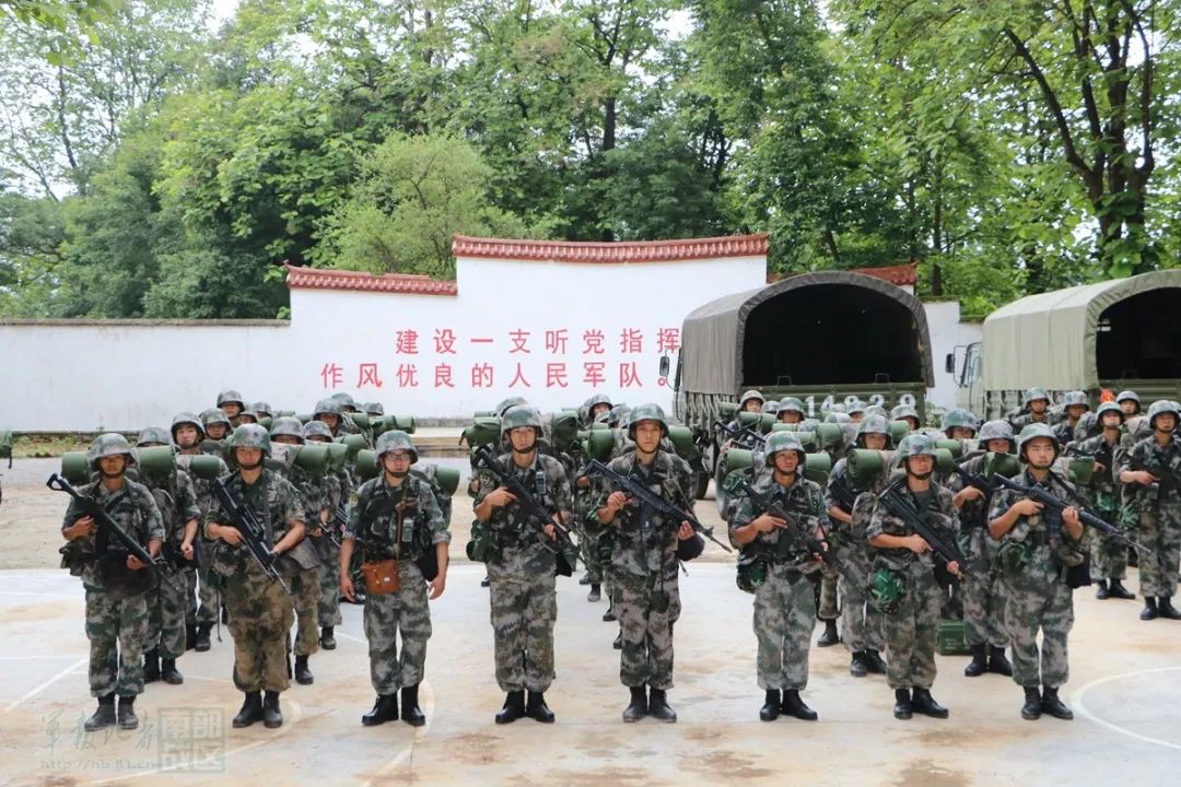 过节不忘战备,直击南部战区陆军某边防旅战备拉动现场