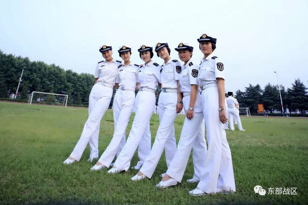 @海军士官学校毕业学员:青春不悔少年志!