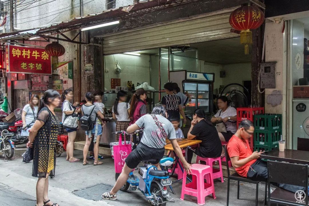 火了28年的牛杂店,竟然没人知道店名是什么。