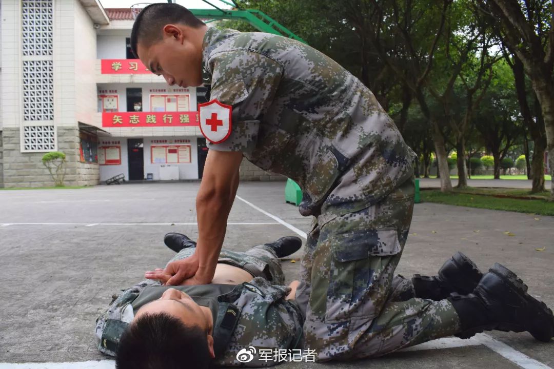 服务 | 心肺复苏掌握4个关键步骤,紧急时刻可以