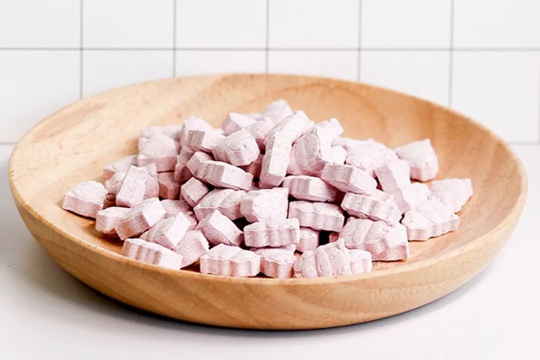 能护眼的蓝莓奶片!每天吃 3 粒,轻松补充叶黄素