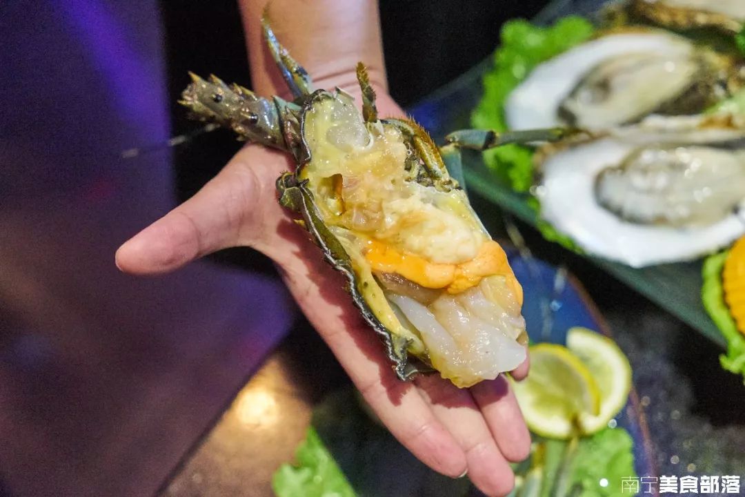 南宁第一家火锅KTV,见面就先打5折!