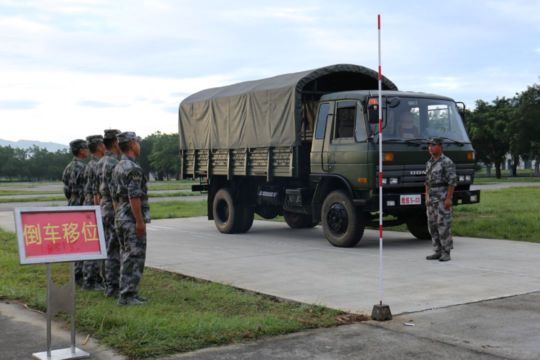 关注|热浪之上,近百辆军车同台竞技是什么样的