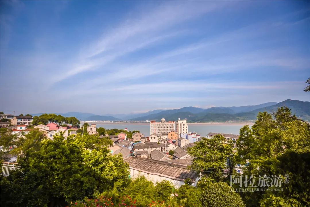 无敌海景+五彩花海，打卡宁海湾边ins风小村，小众才迷人!