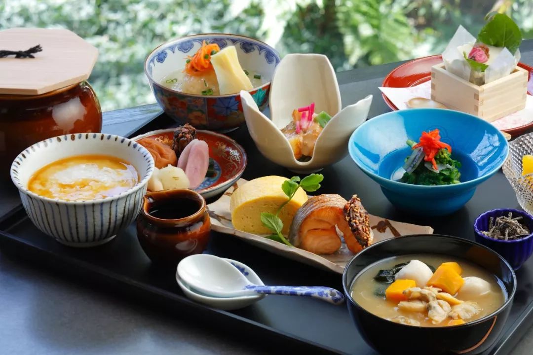 在日本旅游一天吃饭要花多少钱?看完这个你就