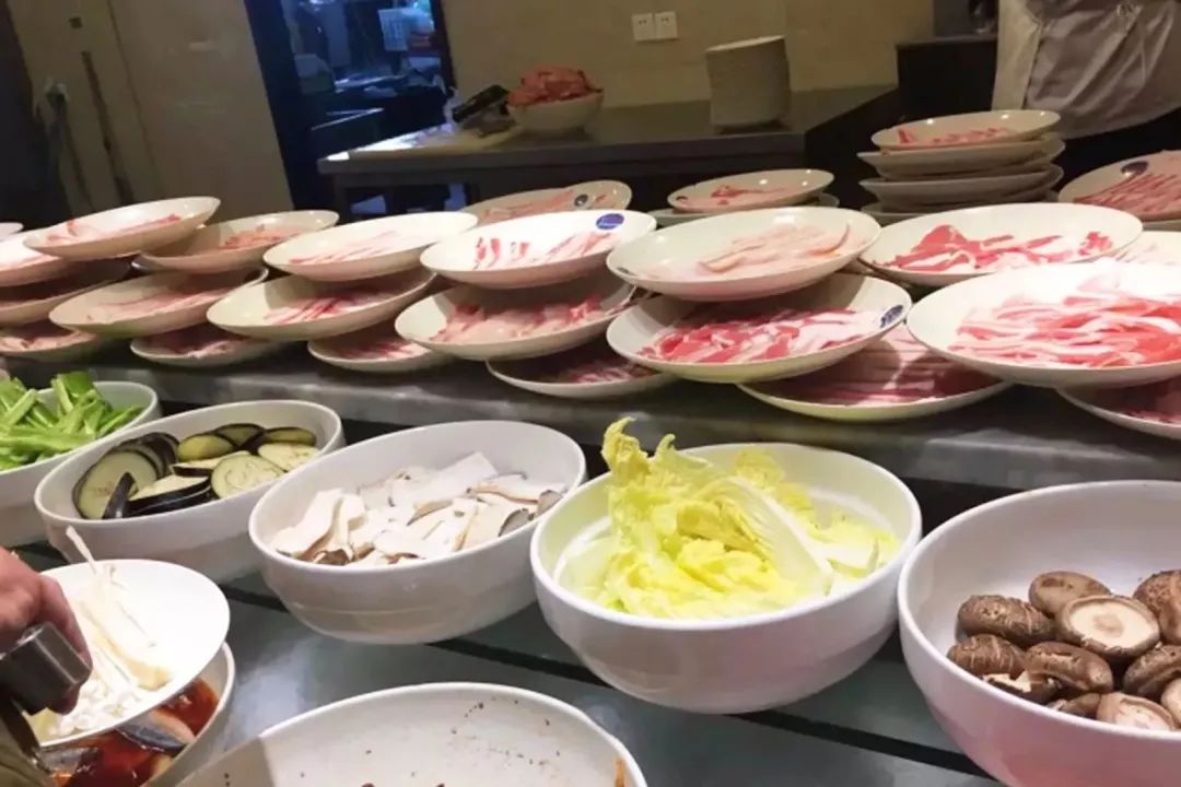南京11区最值得吃自助餐全指南，没有128G的胃根本不敢去！