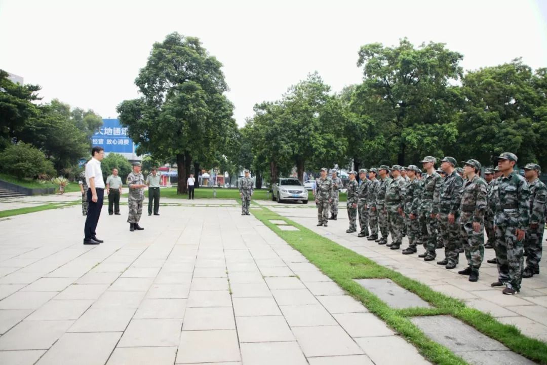 东莞军分区到莞城开展军事训练督导检查工作