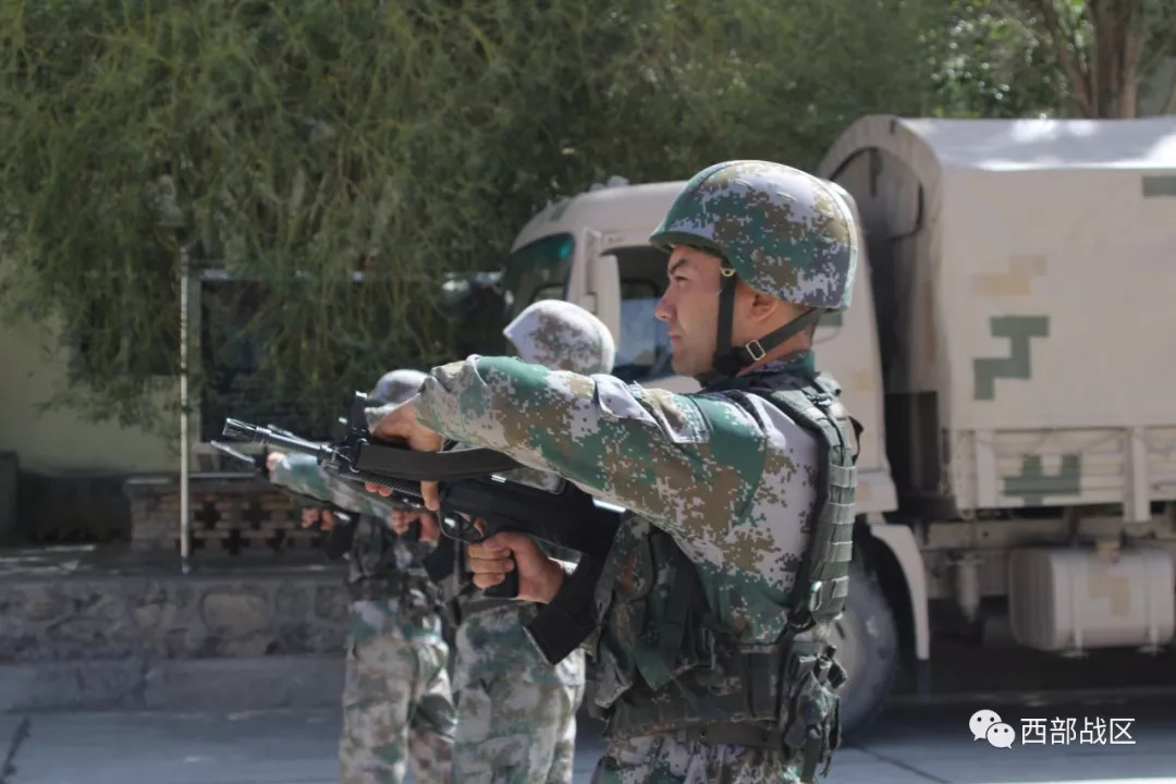 岗前培训,这群新毕业学员经历了什么?