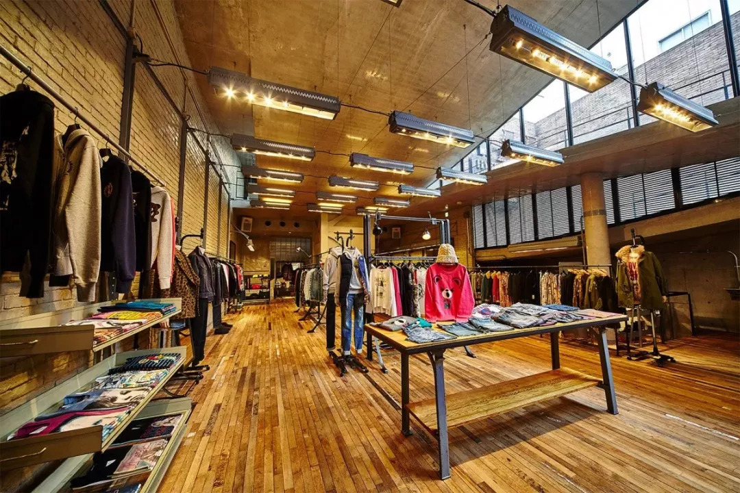 【潮牌】还穿那么lou?这些在大阪街头大、小