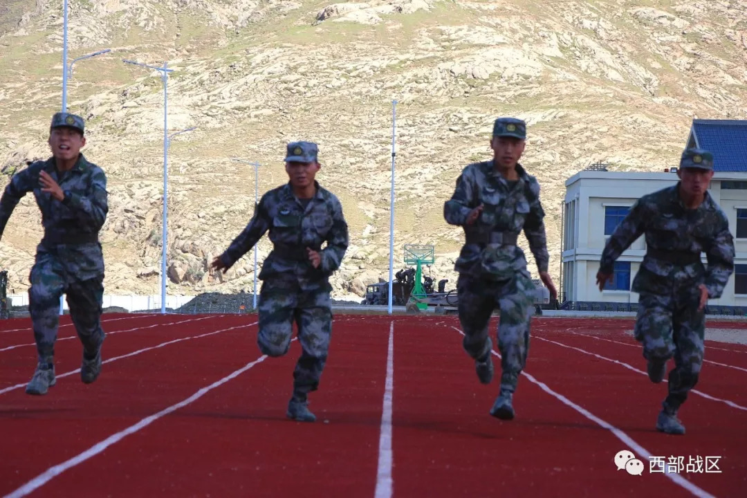 送走同年兵他们这样练