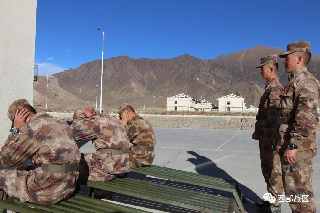高原兵哥的一条龙式体能考核