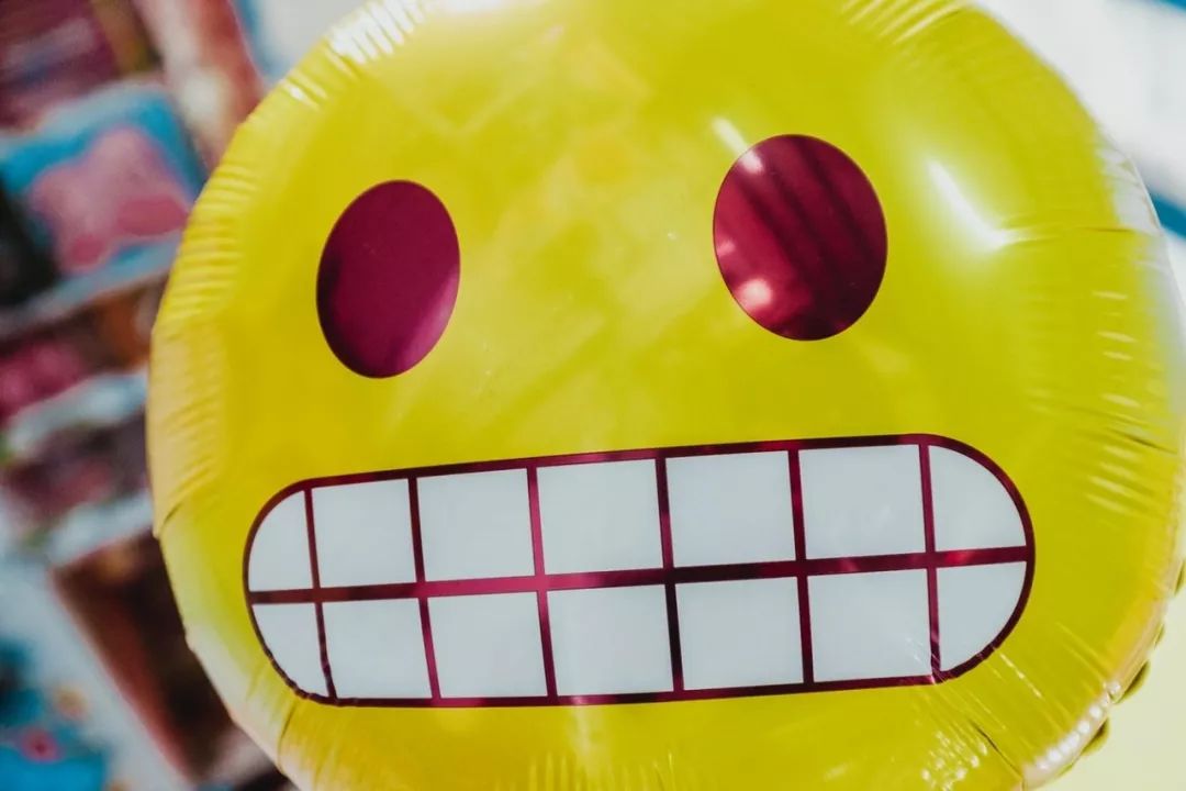 快乐的英文是什么意思 TnUg-hmhswin3884499.jpg