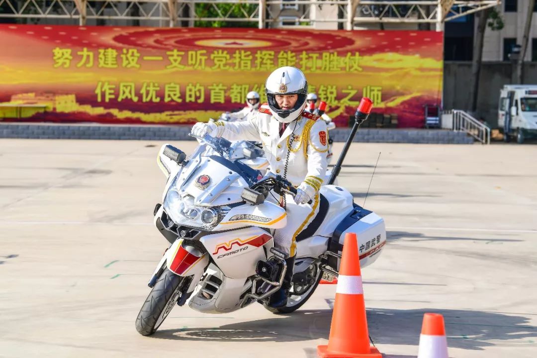 光鲜明亮的背后，这是属于武警国宾护卫队的独家记忆