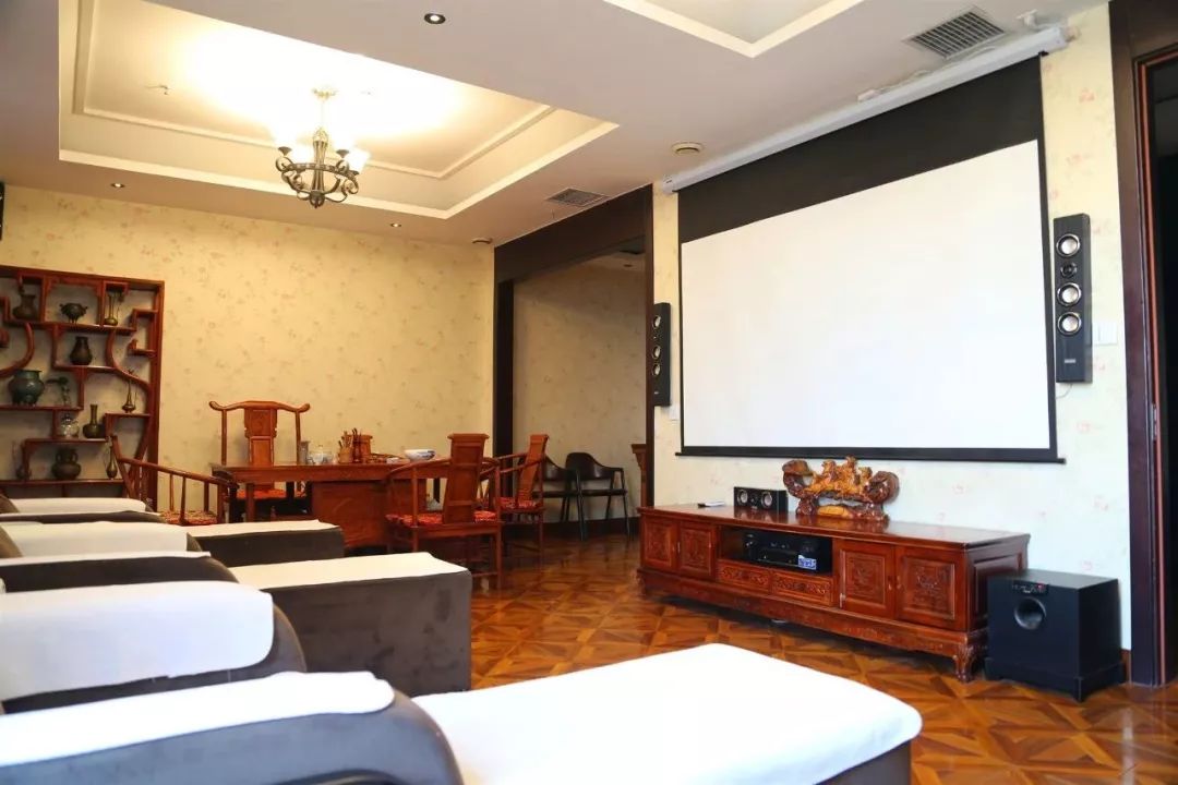 天津又一聚会好去处!人均50+,全身足浴、免费