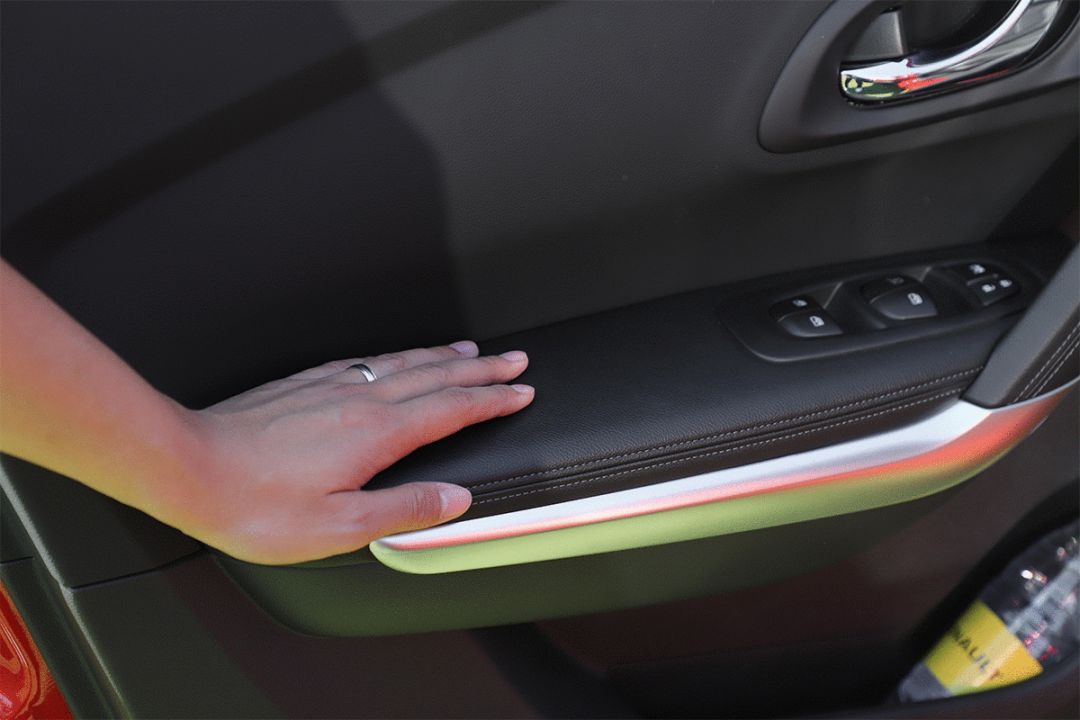 ֵߡ15һSUV¿27У