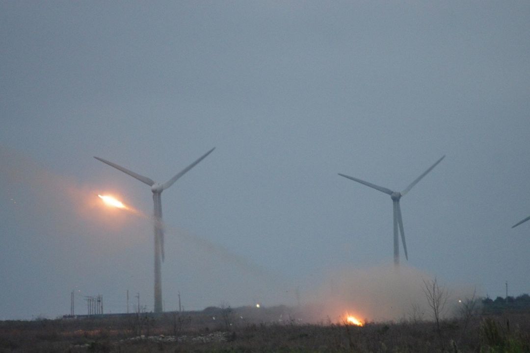 台军实弹演练对抗解放军登陆 蔡英文想为台独