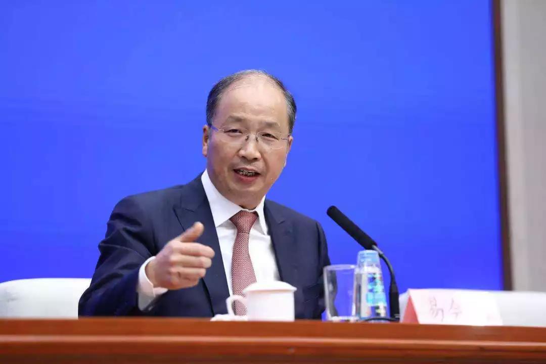 证监会主席换人!易会满任新主席 刘士余另有任