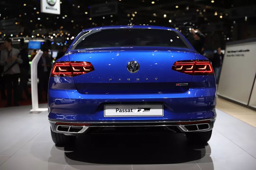 还好没白等!大众这台B级神车新款亮相,车标下