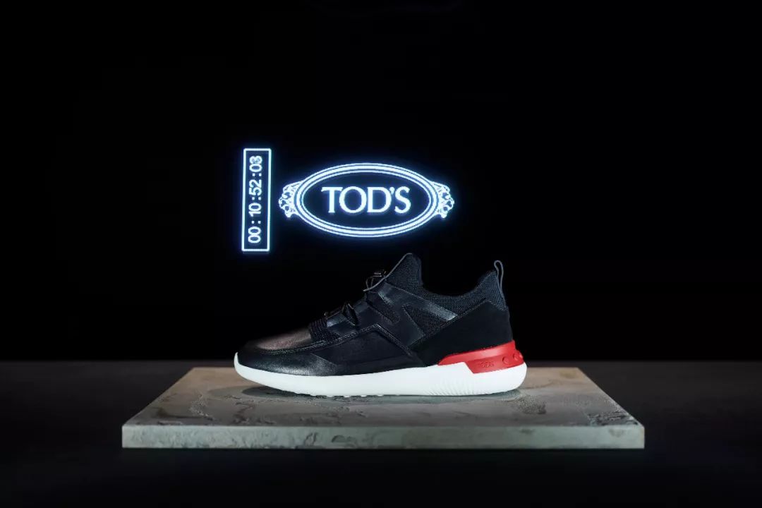 男人买鞋能有多疯狂? 男人买鞋能有多疯狂?