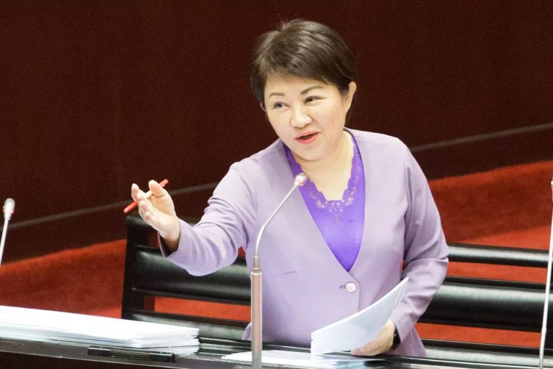 早安海峡:世界最大飞机首飞 “独派”篡改网页