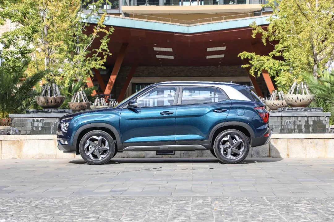 5年销量38万+！这台10万级的合资SUV，新一代个性又实用