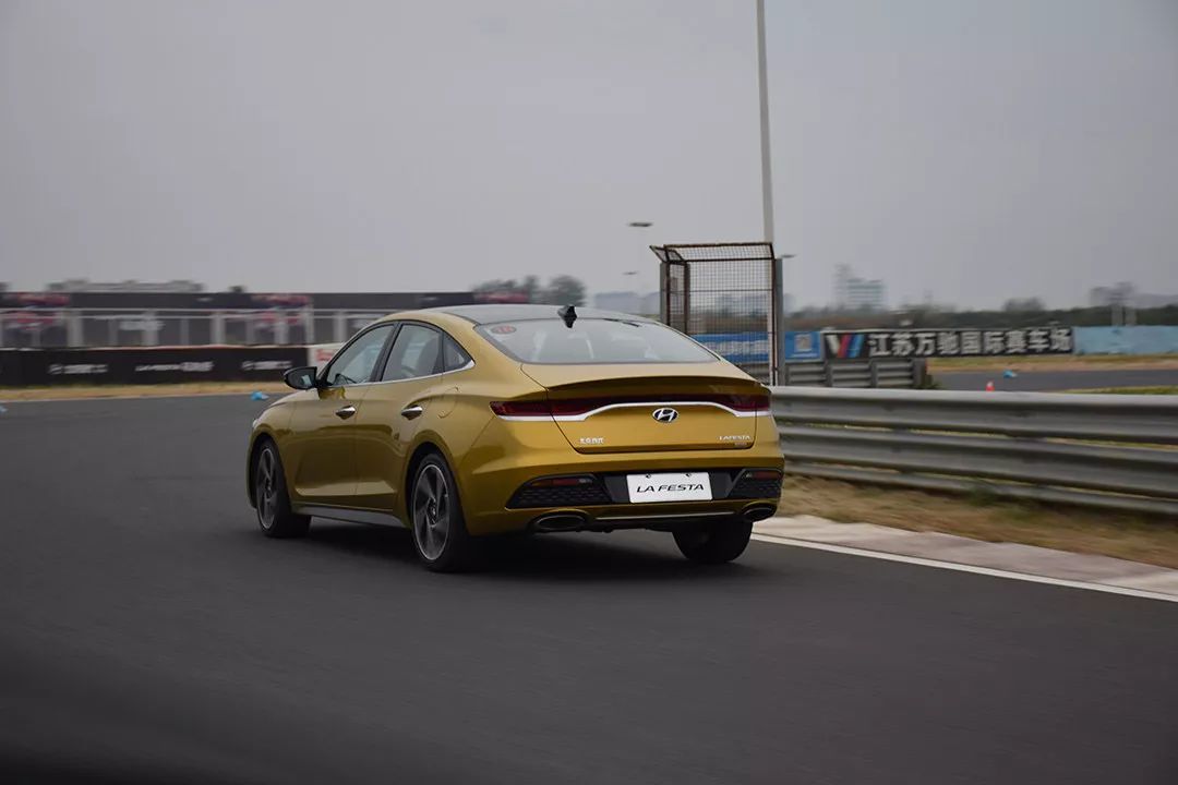 曾惨遭嫌弃,上市后轻松月销1万+!6.99万起这些车都是黑马!