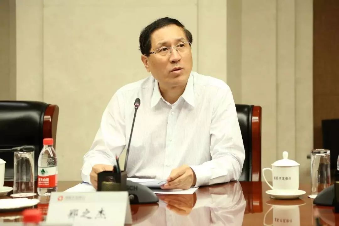 公海赌博船788,坚持梦想不放弃 凭感觉获双色球1064万元大奖