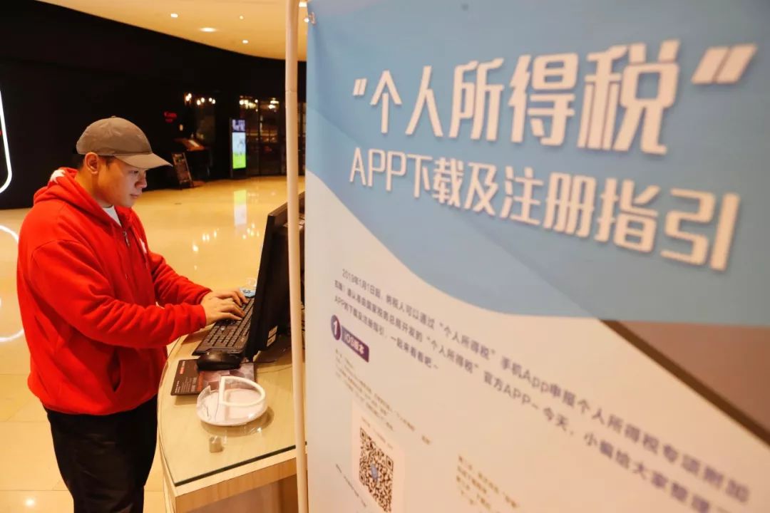 18bet什么意思 黑河女子尿液排出8条虫子,筷子般粗细,全国仅11例报道!