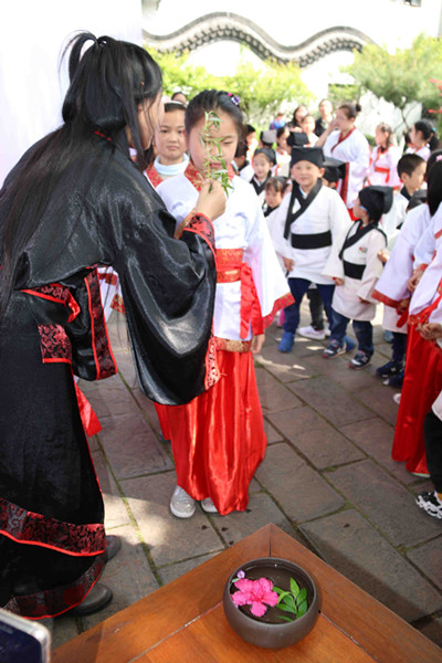女主播汉服夏天穿搭,女主播汉服夏天穿搭图片