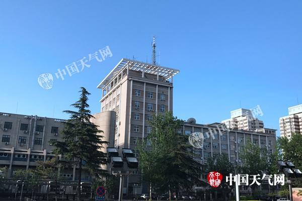 今晨,北京天气晴朗。