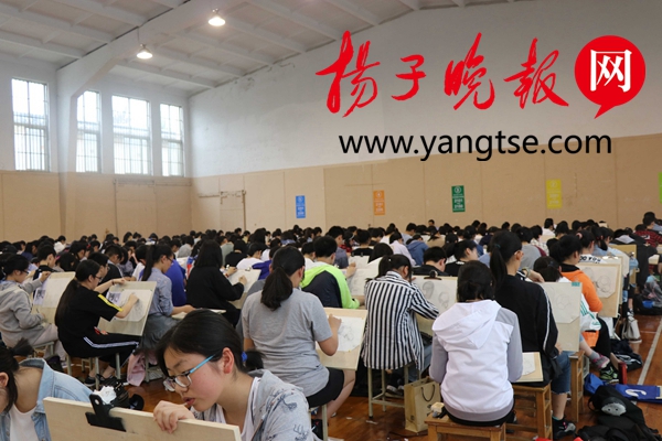 苏州六中艺术专业考试吸引1700名初三学子报