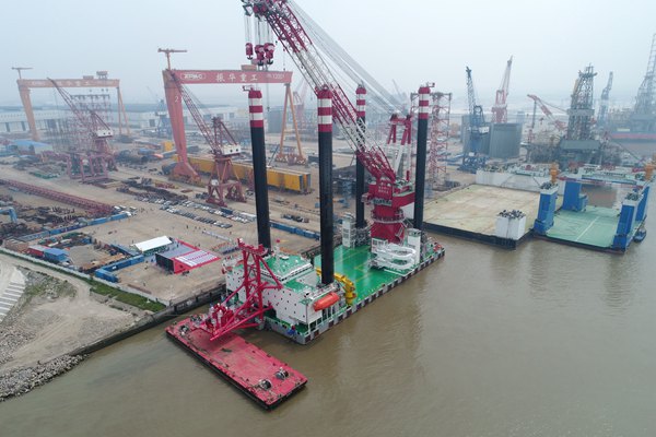 振华重工交付世界最大海上风电施工平台