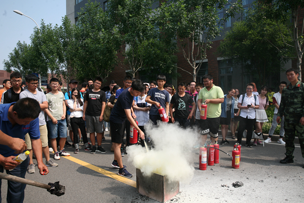 南开大学开展2018年安全生产月系列活动