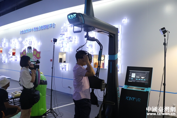 两岸媒体浙江采风行 “穿越千年”感受宋代古文化