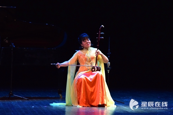 感受千年民族乐器的余韵 用二胡带你领略中国