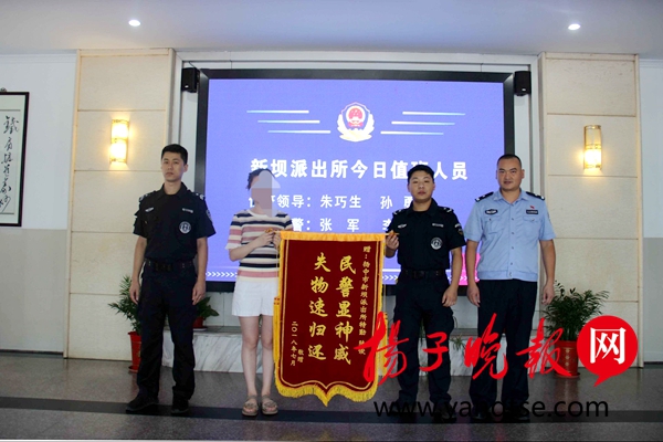 ·˻ȴ˿Ůױƭ5Ԫ