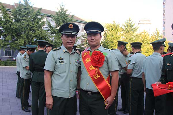 退伍季丨武警北京总队执勤第三支队举行2018年夏秋季士兵退役仪式
