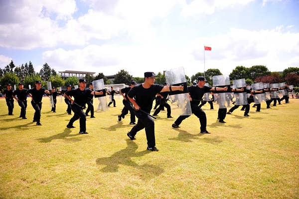 千锤百炼铸忠诚 上海公安学院学警即将奔赴申