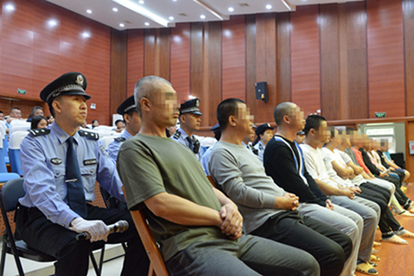 老总判18_老总办公室图片