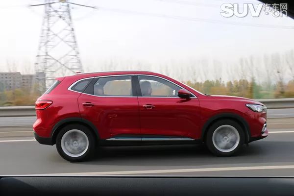 英伦打造高性能品质 试驾上汽名爵HS 30T AWD